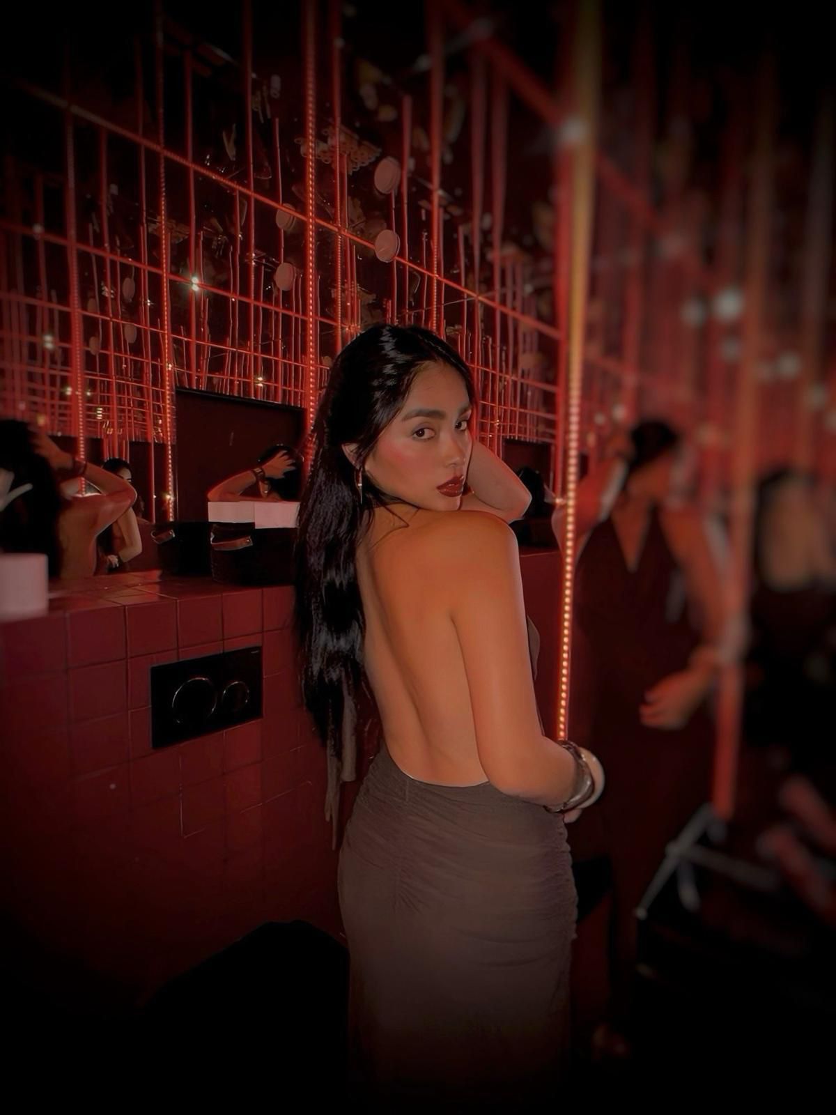 Escort - DAYANA - Ibiza Tops